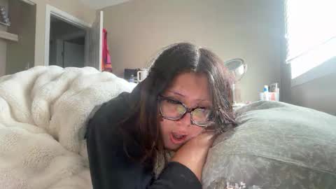 anditspinkxo online show from May 2026 09:33:01 PM