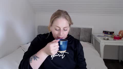 Andorphin online show from October 2025 09:29:02 AM