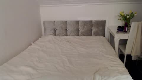 Andorphin online show from January 2026 06:00:02 PM