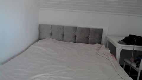 Andorphin online show from March 2026 08:40:01 AM