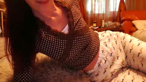 Andra online show from May 2026 04:29:01 AM