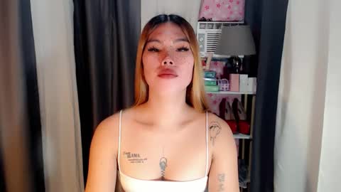 Snapshot of andrea06121998 chatting on April 2026 01:41:02 PM andrea06121998 online show from April 2026 01:41:02 PM