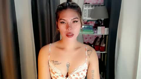 andrea06121998 online show from May 2026 06:09:01 PM