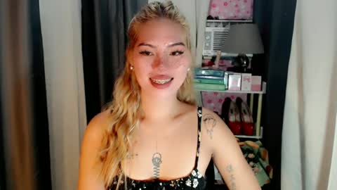 andrea06121998 online show from June 2026 06:05:02 PM