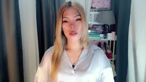 andrea06121998 online show from July 2026 02:02:02 PM