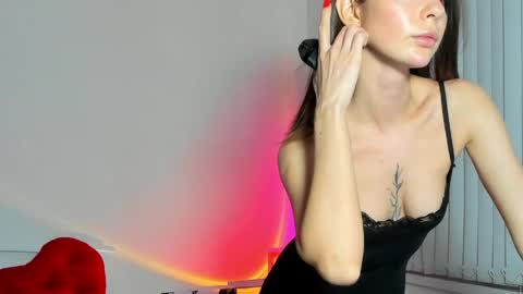 andrea__bass online show from April 2026 05:10:02 PM