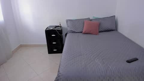 Andrea online show from December 2024 03:43:01 PM