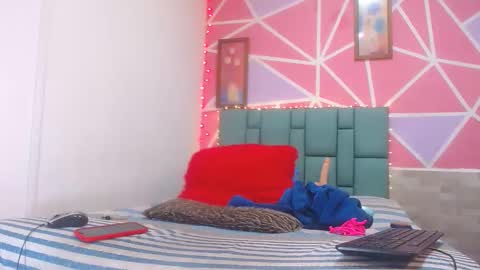 andrea ospina1 online show from January 2025 12:25:02 PM