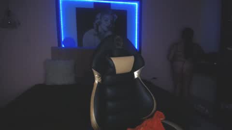 Andrea Ramos online show from October 2025 08:42:01 PM