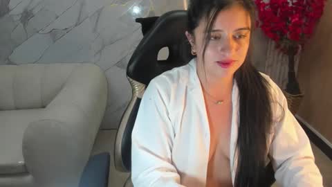 andrea_tasty_tf online show from November 2025 12:49:01 AM