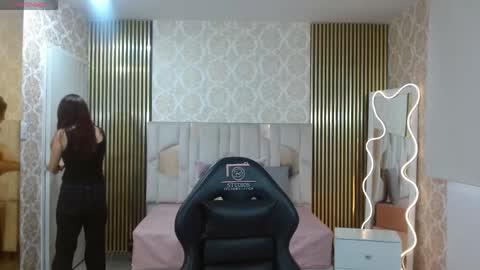 andrea_tay1 online show from May 2026 11:37:02 AM