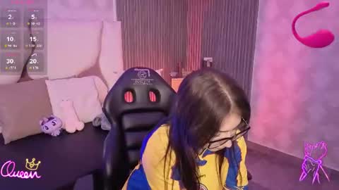 andrea_tay1 online show from June 2026 07:12:02 PM