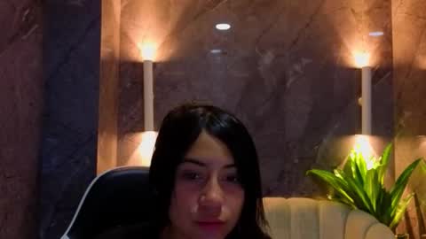 Snapshot of andrea_tx chatting on January 2026 01:06:02 PM andrea_tx online show from January 2026 01:06:02 PM