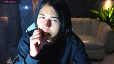 Snapshot of andrea_tx chatting on January 2026 01:05:02 PM andrea_tx online show from January 2026 01:05:02 PM