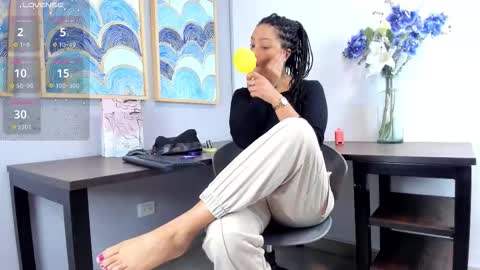 Andrea Zoelins online show from September 2025 02:16:01 PM