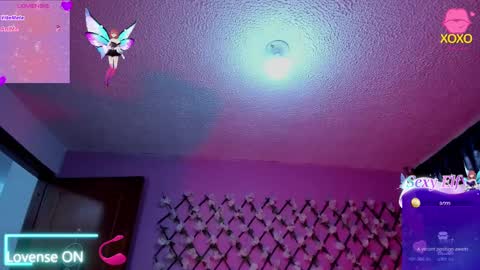 Snapshot of andreacohenz chatting on February 2025 07:27:02 PM andrea online show from February 2025 07:27:02 PM