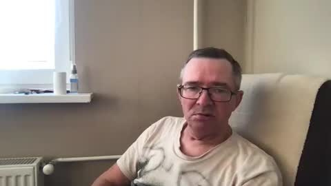 Snapshot of andreass60 chatting on February 2025 06:59:02 AM andreass60 online show from February 2025 06:59:02 AM