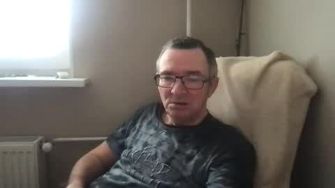 andreass60 online show from February 2026 08:18:02 AM