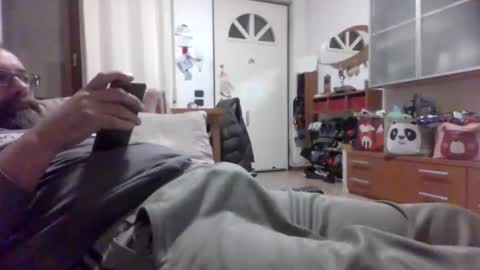 Snapshot of andrecool979 chatting on April 2026 08:58:02 PM Andre online show from April 2026 08:58:02 PM