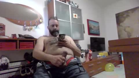 Snapshot of andrecool979 chatting on April 2026 07:25:02 AM Andre online show from April 2026 07:25:02 AM