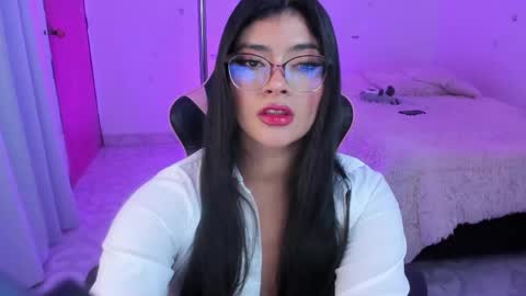 Snapshot of andreeart chatting on May 2026 07:35:02 AM ig online show from May 2026 07:35:02 AM