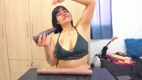 yudith online show from February 2026 03:39:02 PM