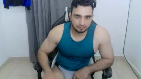 andres180950734 online show from May 2026 01:00:02 AM