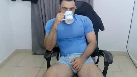 andres180950734 online show from May 2026 11:38:02 AM