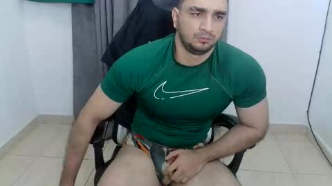 andres180950734 online show from May 2026 11:43:02 PM