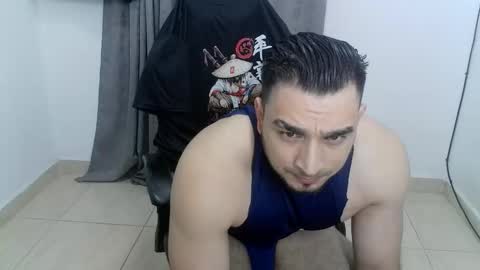 andres180950734 online show from May 2026 11:33:01 PM