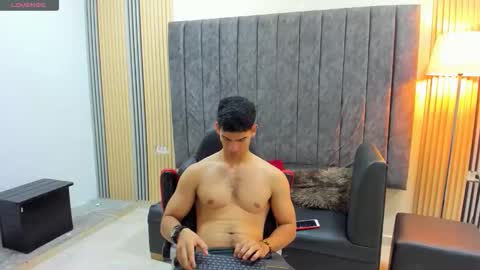 andres_stud online show from January 2026 04:17:01 AM