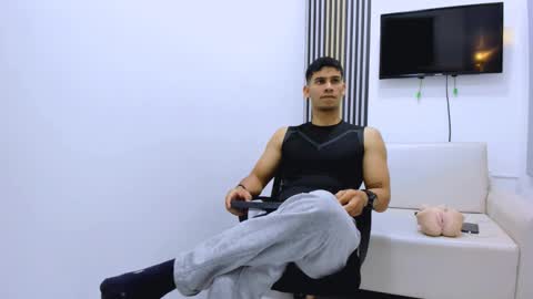 andres_stud online show from February 2026 05:22:02 AM
