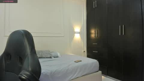 andres_stud online show from May 2026 03:46:02 AM