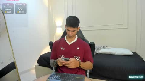 andres_stud online show from May 2026 05:46:02 AM