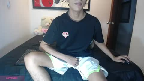 andrescoll25 online show from July 2026 05:44:01 AM