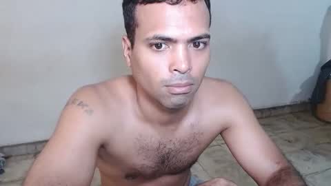 Snapshot of andresfern chatting on January 2025 06:59:02 PM ANDRES online show from January 2025 06:59:02 PM