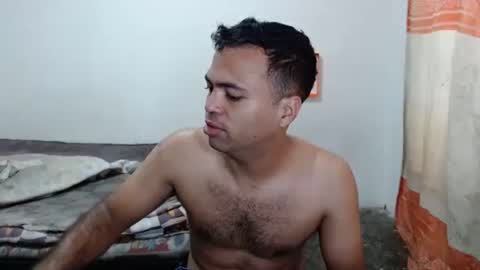 Snapshot of andresfern chatting on November 2025 04:51:01 PM ANDRES online show from November 2025 04:51:01 PM