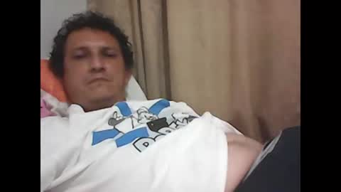 Snapshot of andresfloga chatting on October 2025 03:54:02 AM andresfloga online show from October 2025 03:54:02 AM