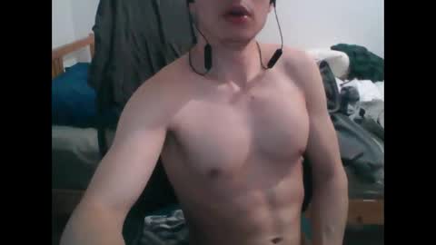 andresse_lat online show from May 2026 07:48:02 PM