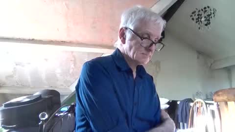 Andrew online show from April 2026 05:21:01 PM