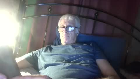 Andrew online show from April 2026 12:30:02 AM