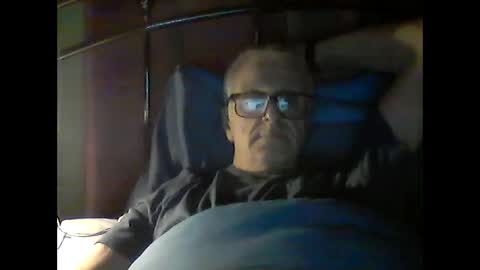 Andrew online show from May 2026 12:18:01 AM