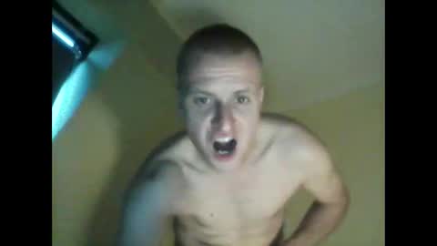 andrew3356577 online show from October 2025 04:05:01 PM