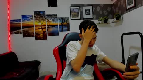 andrew_2811 online show from November 2025 06:12:01 AM