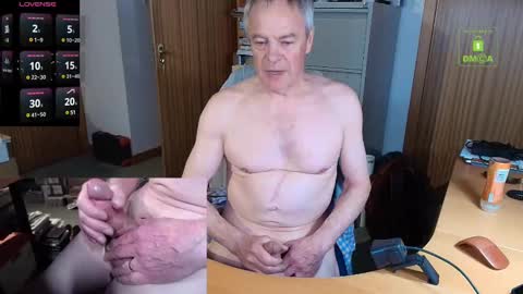 Snapshot of andrew_9999 chatting on February 2025 12:30:02 AM Andrew online show from February 2025 12:30:02 AM