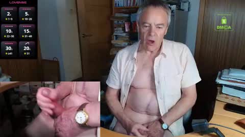 Snapshot of andrew_9999 chatting on October 2025 11:02:02 PM Andrew online show from October 2025 11:02:02 PM