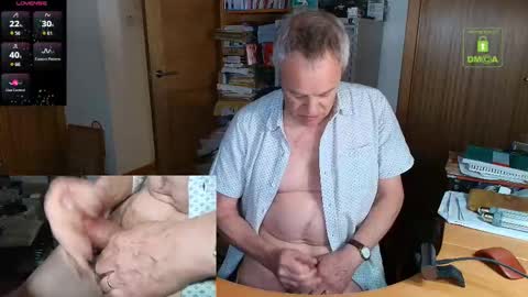 Snapshot of andrew_9999 chatting on November 2025 11:15:01 PM Andrew online show from November 2025 11:15:01 PM