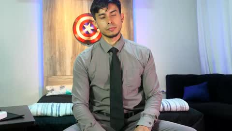 Snapshot of andrew_elliot chatting on February 2025 02:15:01 AM Andrew online show from February 2025 02:15:01 AM