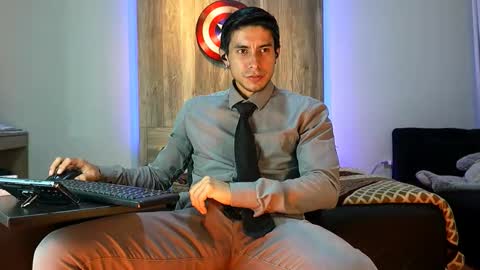 Snapshot of andrew_elliot chatting on September 2025 06:28:02 AM Andrew online show from September 2025 06:28:02 AM