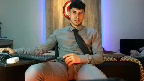 Snapshot of andrew_elliot chatting on October 2025 05:24:01 AM Andrew online show from October 2025 05:24:01 AM